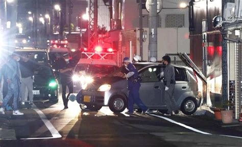 神戸新聞next｜連載・特集｜山口組分裂騒動｜暴力団「絆会」代表宅に車突っ込む ドライバー歩いて逃走、抗争事件か 神戸・長田