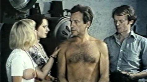 Zoe Levin Nude Photos And Uncensored Nude Scenes From Movies And TV