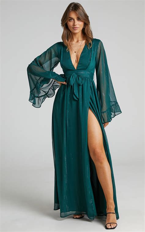 Dangerous woman maxi dress plunge thigh split dress in emerald – Artofit