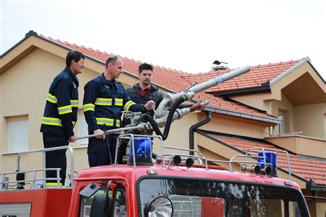 Vrijedno Tehni Ko Poja Anje U Profesionalnoj Vatrogasnoj Postrojbi