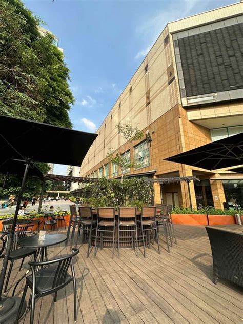 Selalu Ramai Review Hobinyaria Di Restoran Starbucks Reserve Senayan