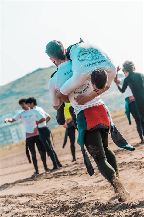 Fotograf As Del Curso Intensivo De Salvamento Y Socorrismo En Bilbao