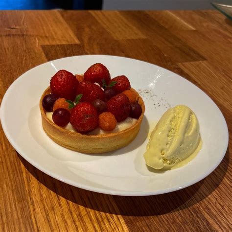 Tartelette Aux Fruits Rouges Et Au Poivre