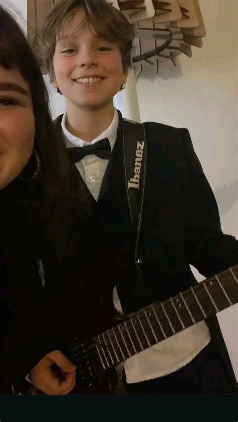 Pin di Rafa su My likes nel 2025 Celebrità maschili Cortometraggi Ragazzi gay