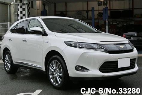 Toyota Harrier Luxurious Hybrid Suv Car Japanese Used Cars Blog