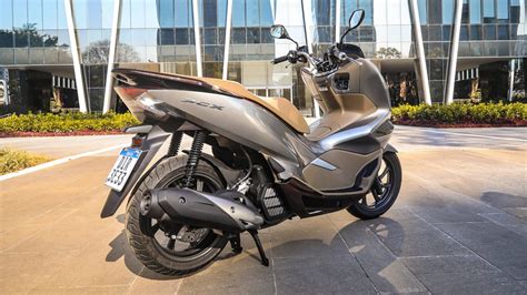 Nova Honda Pcx Ganha A Linha 2022 Com Mais Cores E Sobe De Preço