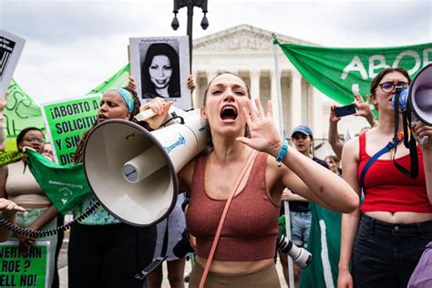 La Corte Suprema De Estados Unidos Revocó El Derecho Al Aborto The New York Times