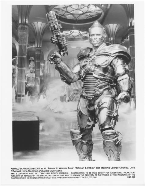 Batman And Robin Arnold Schwarzenegger Mr Freeze 8x10 Photo