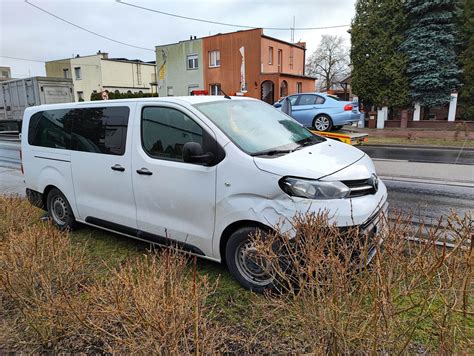 Kolejna Kolizja Na Osiedlu Po Udnie Volkswagen Wymusi Pierwsze Stwo