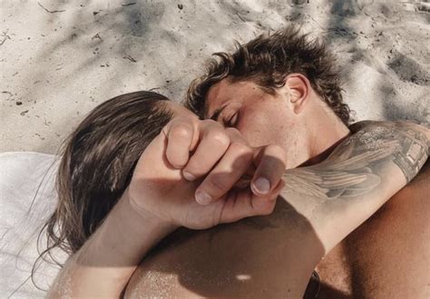 Molto Amore Sophia Thomalla zeigt uns ihr Ass im Ärmel Exxpress