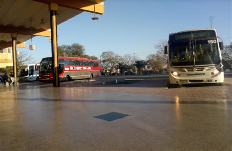 SIGUE EL PARO DE COLECTIVOS Y NO HABRÁ SERVICIO ESTE MARTES 9 DE JULIO