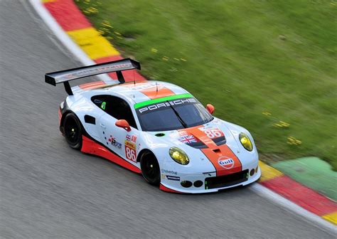 Porsche 911 Gulf Livery