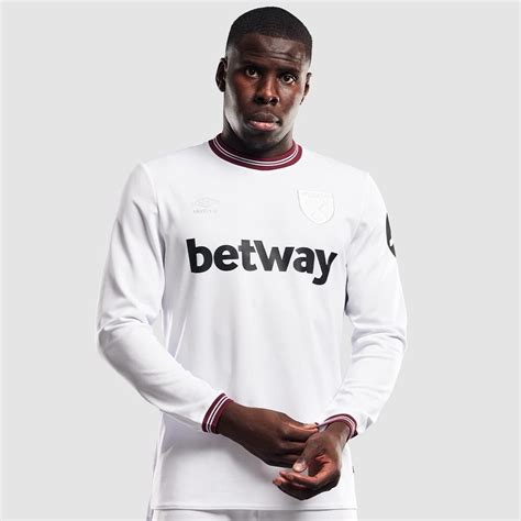 Umbro Mens Official Licensed Product Adult West Ham Utd Away