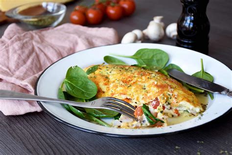 Jills Cheese Crusted Keto Omelette Recipe Rushcutters Health Recipes