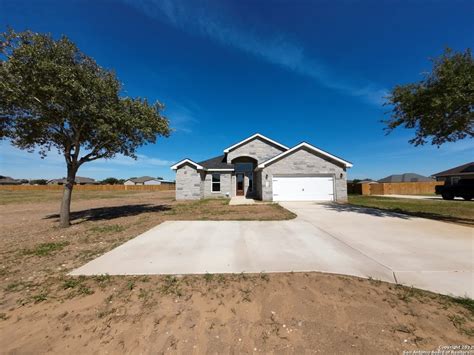 Lytle, TX Real Estate - Lytle Homes for Sale | realtor.com®