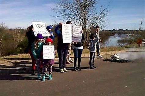 Pueblo Liebig Vecinos reclamaron por la finalización de la obra