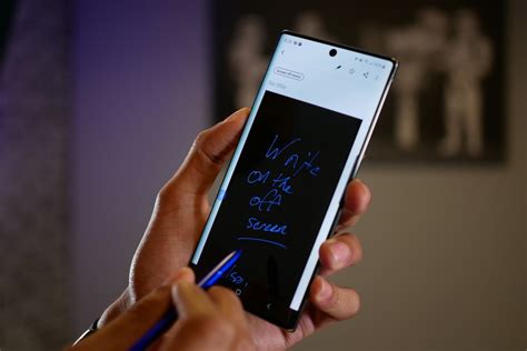 Samsung Galaxy Note 10 Review The Note For Everyone Else Digital Trends