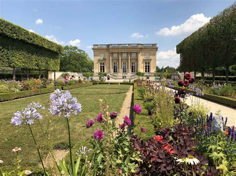 Versailles Garden Palace Of Versailles Marie Antoinette 2006