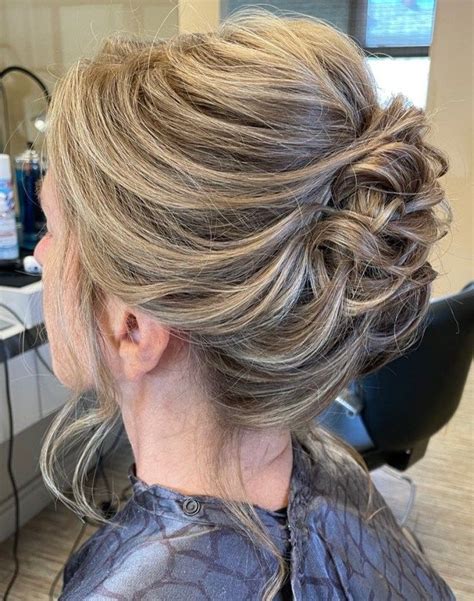 50 Ravishing Mother Of The Bride Hairstyles For 2023 Artofit