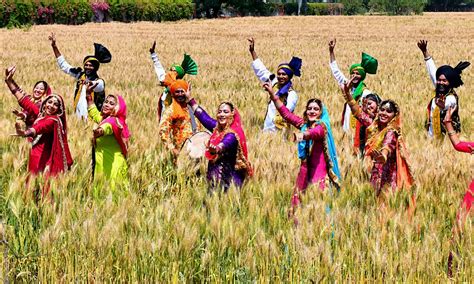 Tradition of Punjab: Dresses, Folk Dances, Festivals