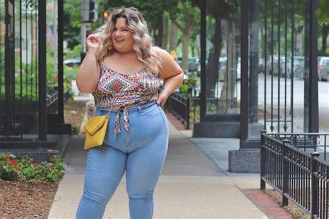 Chicago Plus Size Petite Fashion Blogger Influencer Youtuber And