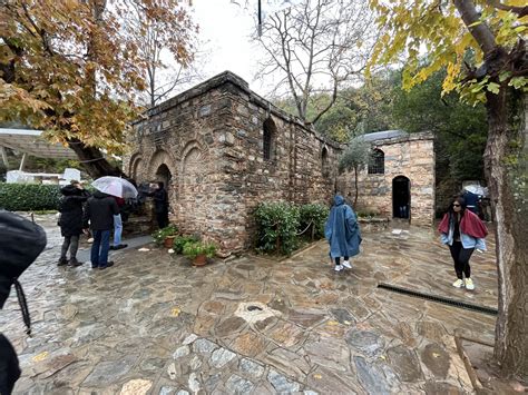 Sitio turístico donde algunos creen que la Virgen María pasó sus