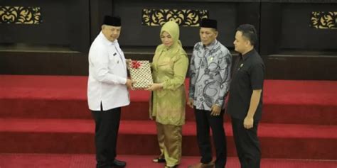 Wali Kota Solok Sampaikan Nota Penjelasan Ranperda Keuangan Perubahan