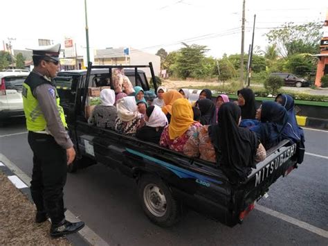 Masyarakat Diimbau Tak Gunakan Mobil Bak Terbuka Untuk Mudik Dan Libur