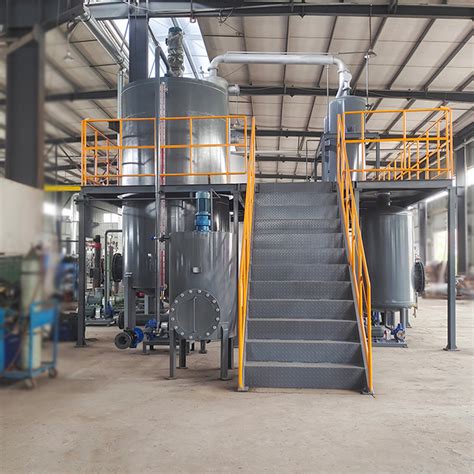 Continuous Used Engine Oil Distillation Base Oil Refinery Machine