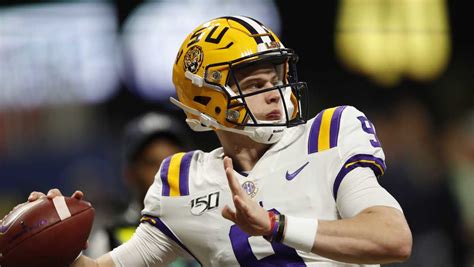 LSU quarterback Joe Burrow wins Heisman Trophy, first in 60 years for LSU