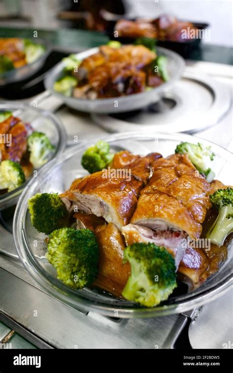 Authentic Peking Duck Hi Res Stock Photography And Images Alamy