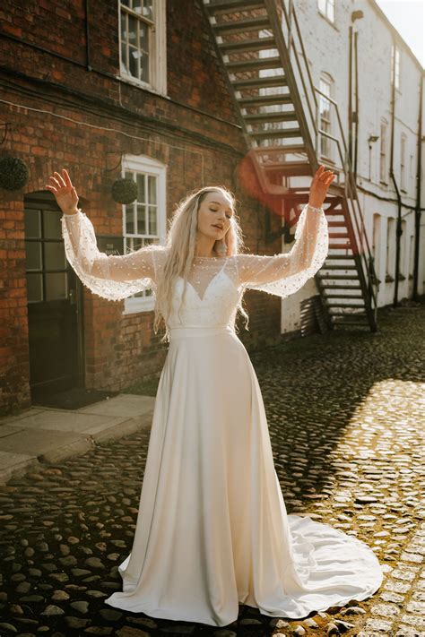 Eco Friendly Wedding Dress Shop In Buckinghamshire Love And Loved