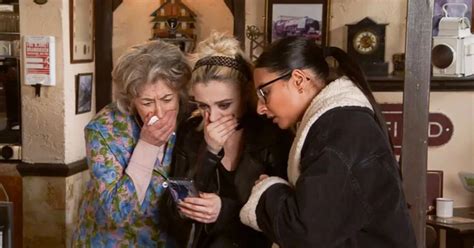 Coronation Street Fans Left Outraged As Soap Oversteps The Mark With