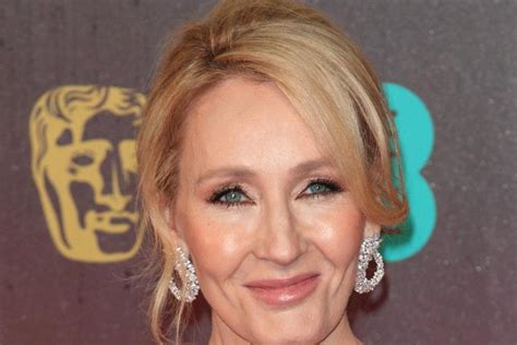 J K Rowling Deshalb Sind Ihre Krimis Gefragter Denn Je Freenet De