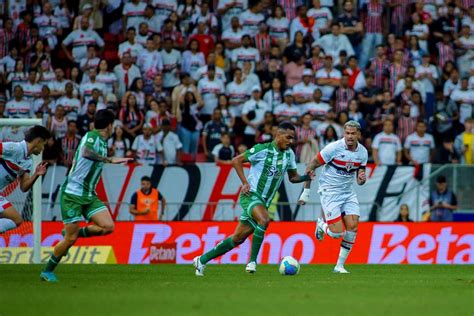 São Paulo empata sem gols o Juventude e deixa G4 do Brasileirão