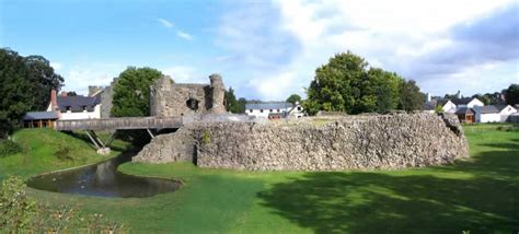 Whittington Castle Picture 2 Oswestry Welsh Marches Shropshire England ...