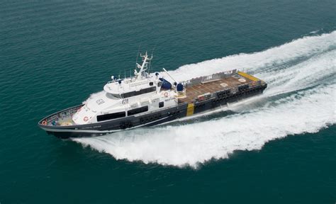 Global Marine Orders 4 Crew Boats From Grandweld Logistics Middle East