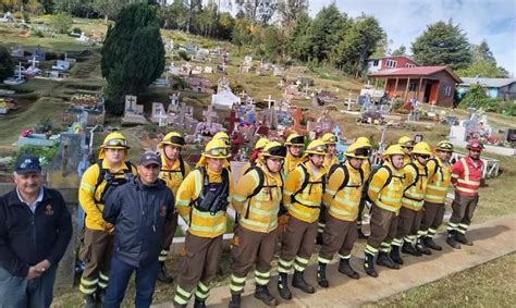 Conaf Realiza Acciones Para Prevenir Incendios Forestales En Cementerio