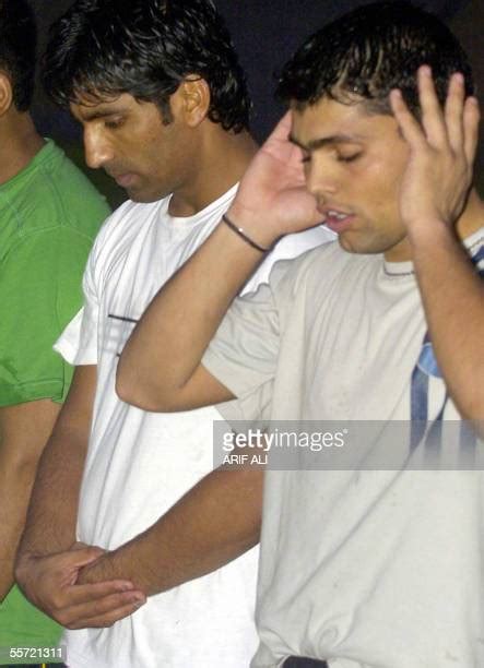 Pakistani Players Name Pakistan Photos And Premium High Res Pictures