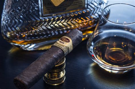 Whisky And Cigar Pairing The Ultimate Guide Whiskyflavour