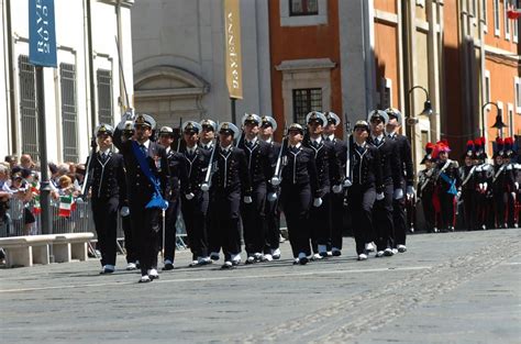 In Tv Uno Speciale Sul Raduno Dei Marinai D Italia Ravenna Ore It