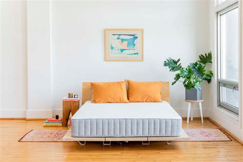 Review of Instagram’s Favorite Pieces of Furniture: The Floyd Bed ...