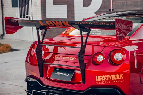 Lb Works Nissan R35 Gt R Type2 Candy Red Liberty Walk リバティーウォーク