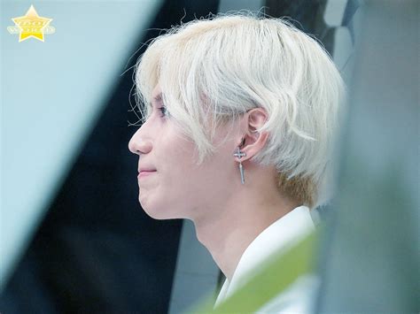 HANDSOME WHITE HAIR TAEMIN ACE ERA Lee Taemin Photo 37669304 Fanpop