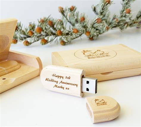 Personalized 16GB USB drive (SOLD OUT) – Craft Me Pretty