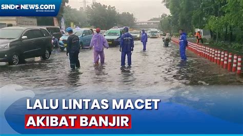 Jalan Raya Cawang Sutoyo Terendam Banjir Arus Lalu Lintas Macet Parah