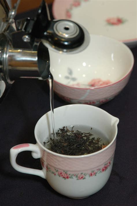 How to Read Tea Grades? A Complete Guide to FOP, BOP, and CTC Grading