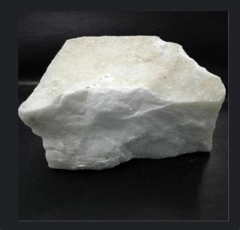 White Krishnna Minerals Dolomite Lumps For Industrial Use Size Big