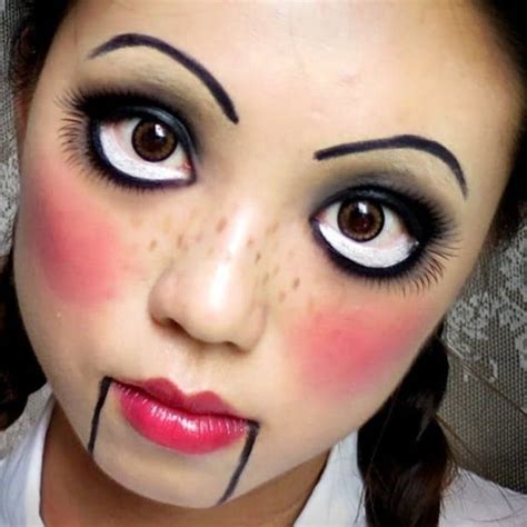 5 Striking Halloween Looks You Can Recreate Using Your Make Up Bag Halloween Makeup Easy