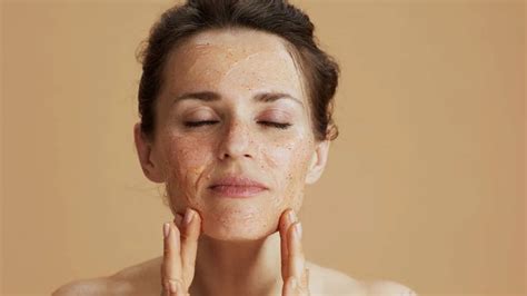 Understanding The Distinction Between Dry And Dehydrated Skin Effecti